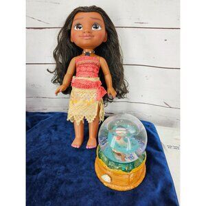 Disney Princess Moana Doll Singing Talking Doll 14" Light Up Necklace Snow Globe